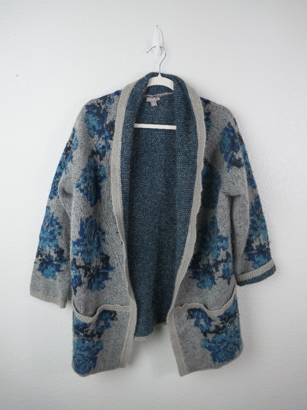 J Jill Cardigan Women’s X-Large Gray Blue Floral Long Sleeve Tunic Sweater